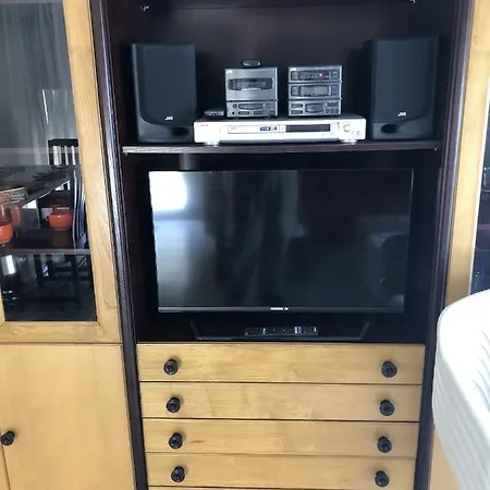 Center Apartment *
